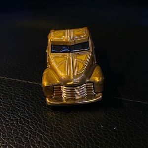 La Troca gold hotwheels